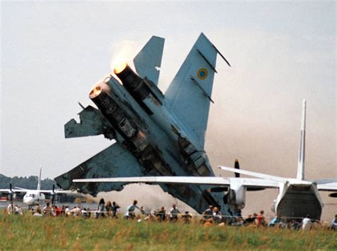 russian fighter jet crash air show